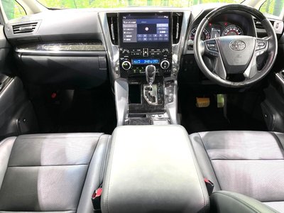 TOYOTA ALPHARD - 2