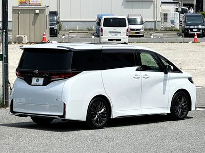 TOYOTA VELLFIRE - 6