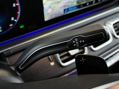 MERCEDES-BENZ GLS - 9