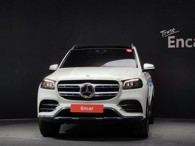 MERCEDES-BENZ GLS - 2