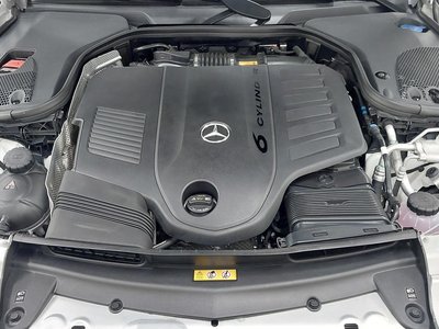 MERCEDES-BENZ E-CLASS - 7