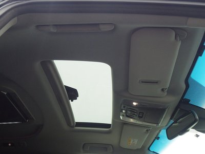 صورة مصغرة 32 لـ 2018 TOYOTA ALPHARD