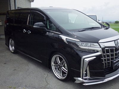 2018 TOYOTA ALPHARD photo 4