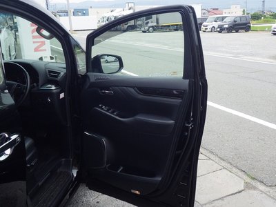 صورة مصغرة 12 لـ 2018 TOYOTA ALPHARD