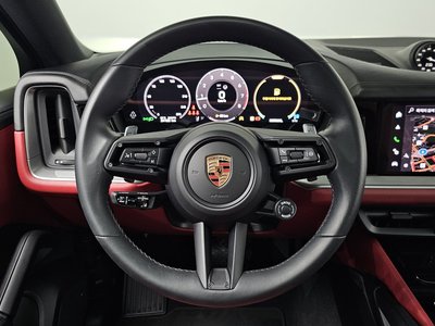 2024 Porsche CAYENNE thumbnail 19