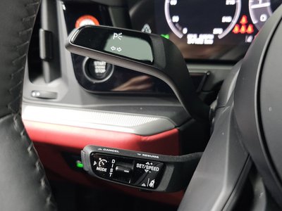 2024 Porsche CAYENNE thumbnail 21
