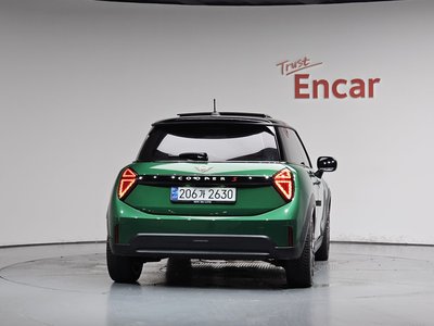 صورة 4 لـ 2024 MINI COOPER S