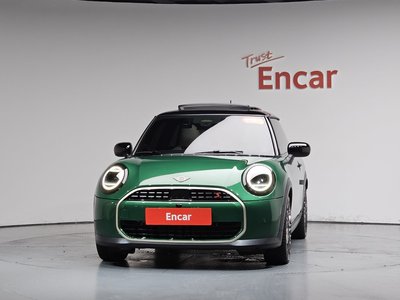 صورة 3 لـ 2024 MINI COOPER S