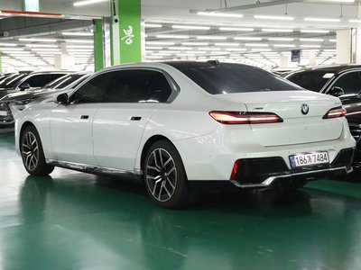 BMW 7 SERIES - 6