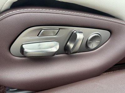 صورة مصغرة 57 لـ 2020 Lexus LS