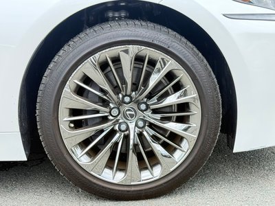 صورة مصغرة 80 لـ 2020 Lexus LS