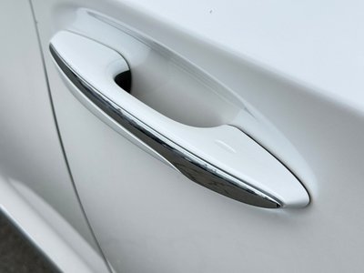صورة مصغرة 31 لـ 2020 Lexus LS