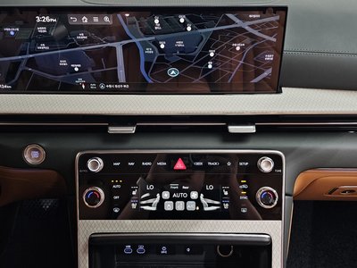 2024 Genesis GV80 thumbnail 19