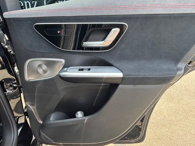 2024 Mercedes-BENZ EQE — миниатюра 11