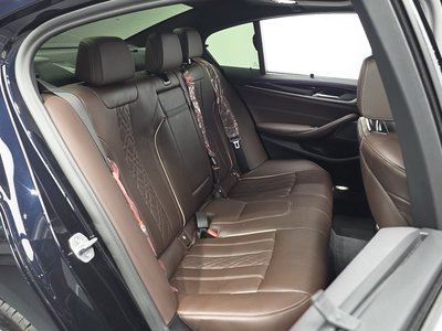 2022 BMW 5 SERIES — миниатюра 17