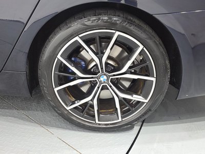 2022 BMW 5 SERIES 照片 8
