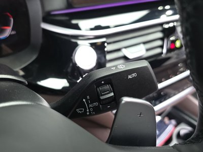 2022 BMW 5 SERIES — миниатюра 29