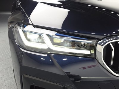 2022 BMW 5 SERIES 照片 9
