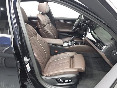 2022 BMW 5 SERIES — миниатюра 16