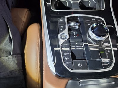صورة مصغرة 12 لـ 2025 BMW X5