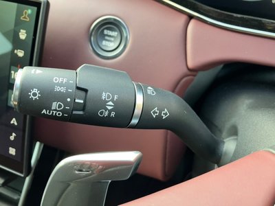 2025 LAND Rover RANGE ROVER EVOQUE — миниатюра 36