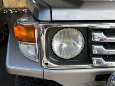 TOYOTA LAND CRUISER 70 - 6