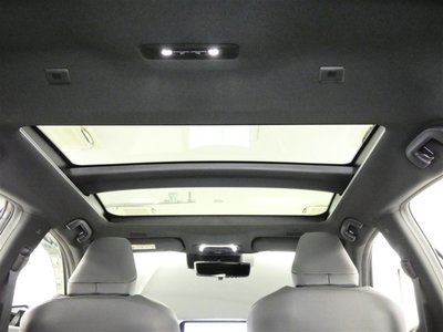 TOYOTA CROWN SPORT - 4