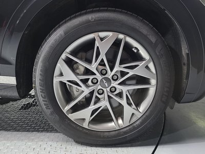 2022 Genesis GV70 photo 8