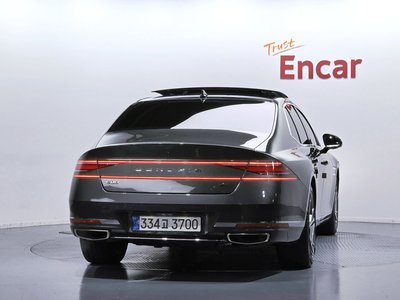 صورة 3 لـ 2022 GENESIS G90 (RS4)