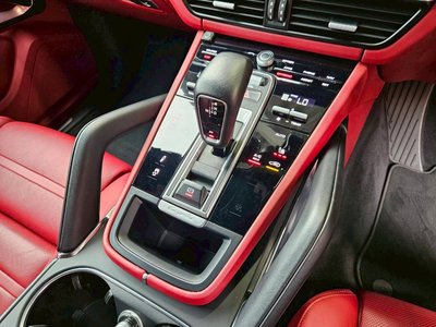 2019 Porsche CAYENNE 照片 9