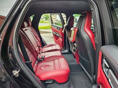 2019 Porsche CAYENNE 缩略图 18