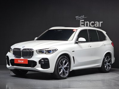 صورة 1 لـ 2021 BMW X5