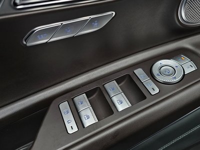 2022 Genesis GV80 — миниатюра 29
