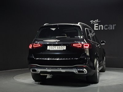 2023 Mercedes-BENZ GLS photo 3
