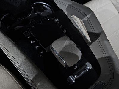 2023 Mercedes-BENZ GLS thumbnail 32