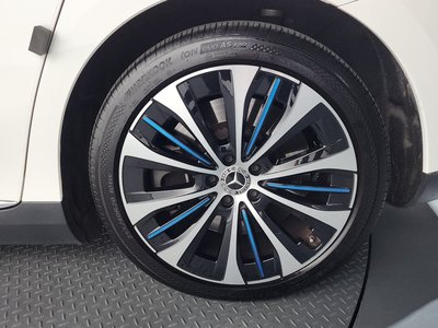 2022 Mercedes-BENZ EQE 照片 8