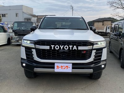 TOYOTA LAND CRUISER 300 - 2