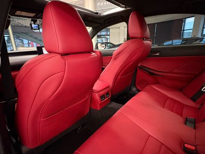 صورة 38 لـ 2025 Lexus IS