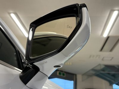 صورة 10 لـ 2025 Lexus IS