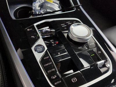 صورة 9 لـ 2025 BMW X5