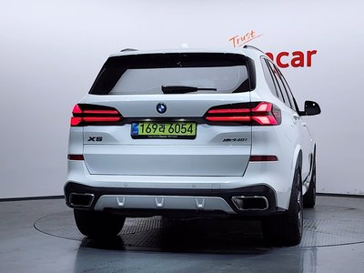 صورة 3 لـ 2025 BMW X5