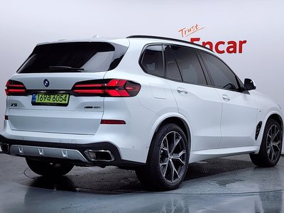 صورة 4 لـ 2025 BMW X5