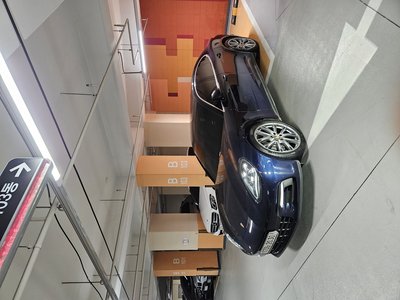 PORSCHE PANAMERA - 4