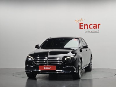 MERCEDES-BENZ E-CLASS - 2