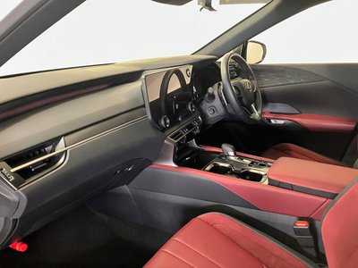صورة مصغرة 15 لـ 2024 Lexus RX