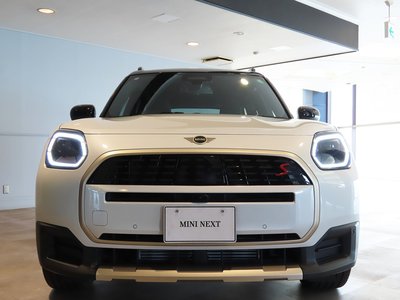 MINI MINI COUNTRYMAN - 5