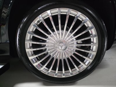 MERCEDES-BENZ GLS - 6