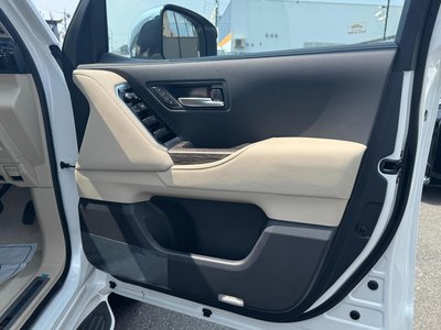 2025 Toyota LAND CRUISER 300 — миниатюра 75
