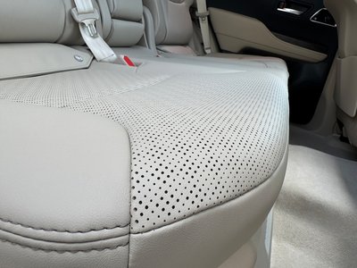 2025 Toyota LAND CRUISER 300 — миниатюра 44