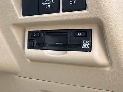 2025 Toyota LAND CRUISER 300 — миниатюра 73